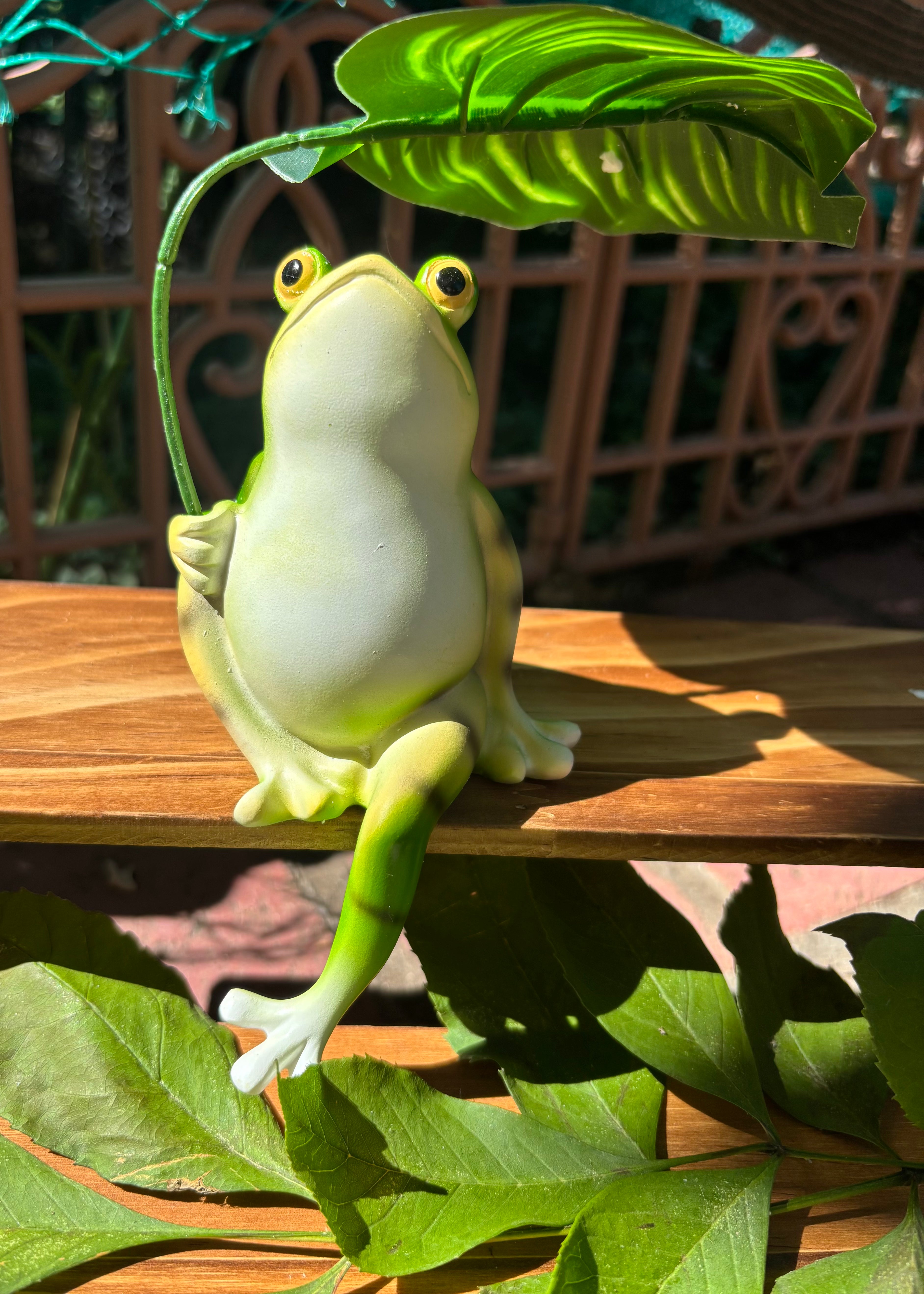 Frog Figurine with a Leaf