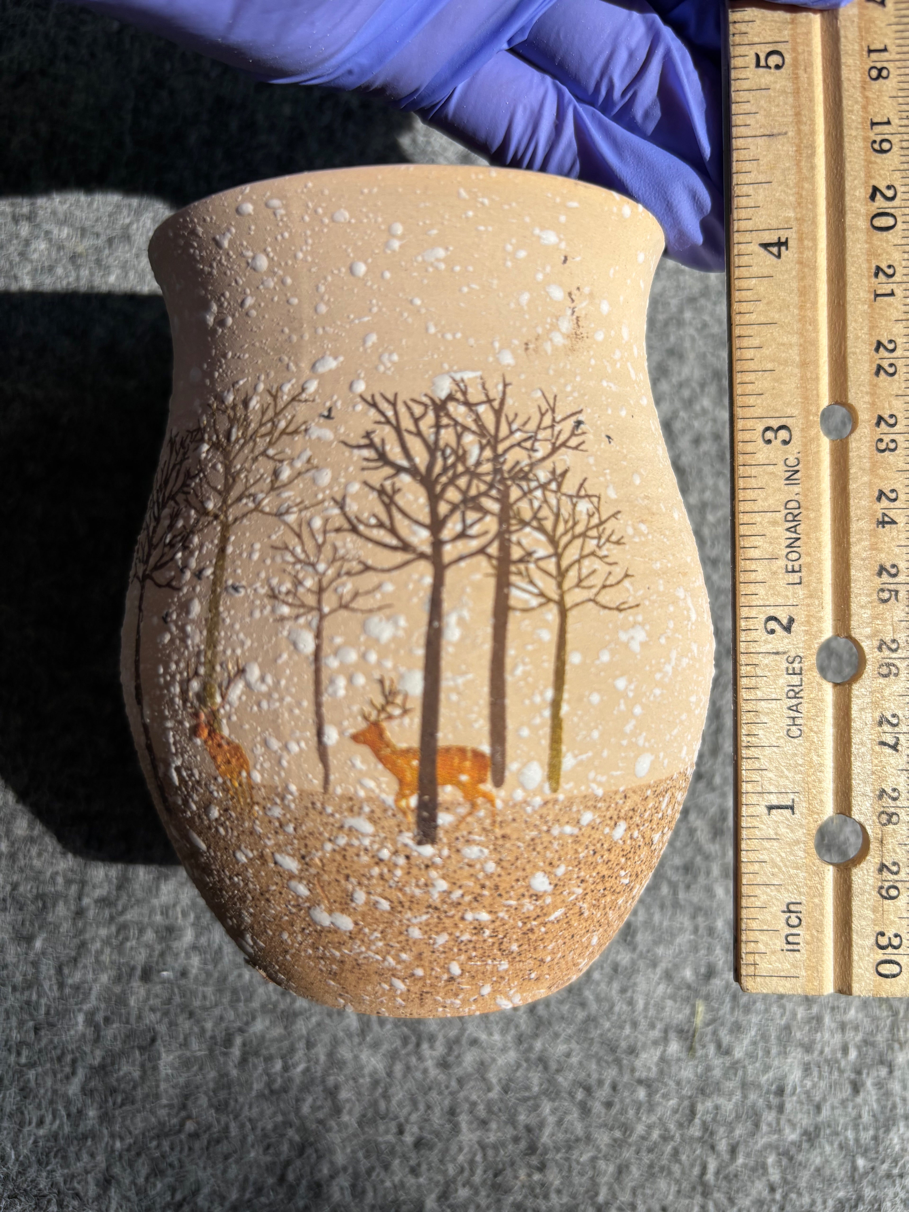 Elegant Clay Pot with deer Design-3