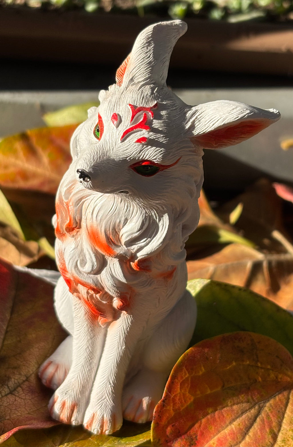 Charming Patterned White Fox Figurine 1